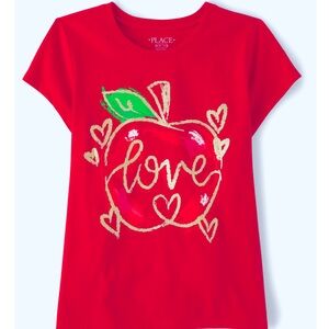 NWT: Girls Love Apple Graphic Tee.